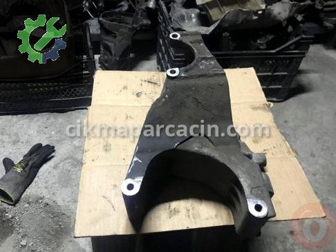 Renault Clio Motor Braketi 7700272322 çıkma parça