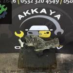 7700272975 Megane 1 Direksiyon Pompa Bağlantı Braketi Çıkma