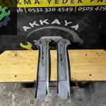 7700429926 Megane 1 Sağ Orta Direk Kaplaması Orjinal Çıkma