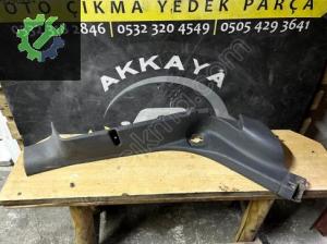 7700430570 Megane 1 Sol Arka Alt Kaplama Orjinal Çıkma