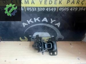 7700432411 Kangoo 1.9 Sağ Motor Kulağı Orjinal Çıkma