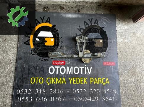 Renault Clio Sağ Arka Cam Krikosu 7700434698 çıkma parça