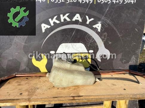 Renault Clio Ön Cam Izgarası 7700793029 çıkma parça