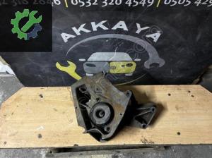 7700795783 Clio 1 Şanzıman Braketi Orjinal Çıkma