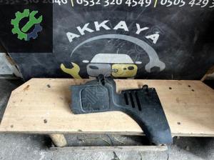 77008414316 Megane 1 Bagaj içi Sol Döşeme Orjinal Çıkma