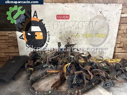 Renault Clio Torpido Tesisatı çıkma parça