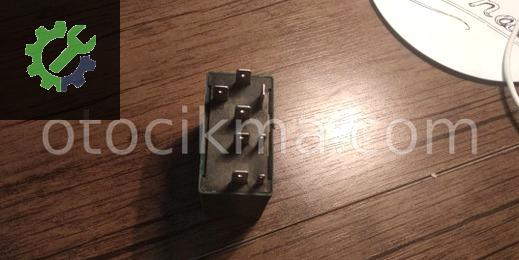 Fiat Albea Röle 7732354 çıkma parça