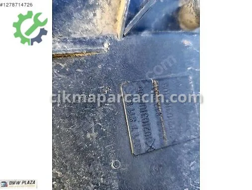 BMW X3 Hava Filtre Kutusu 7811027 çıkma parça