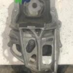 782215150182 audi a4 a5 Q5 Q7 sağ motor takozu