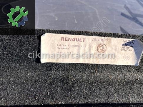 Renault Clio Bagaj 794203550R çıkma parça