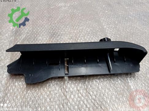 Volkswagen Transporter Bagaj 7E0012113A çıkma parça
