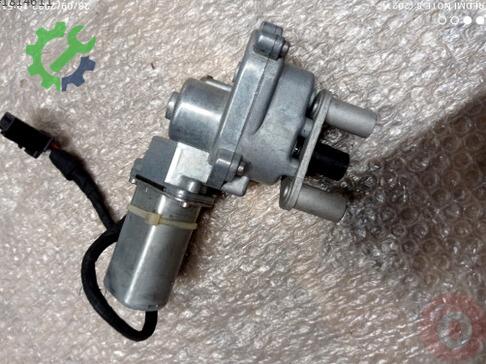 Volkswagen Transporter Cam Motoru 7E0843765A çıkma parça