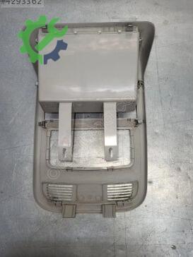 Volkswagen Transporter Tavan Lambası 7E0868438 çıkma parça