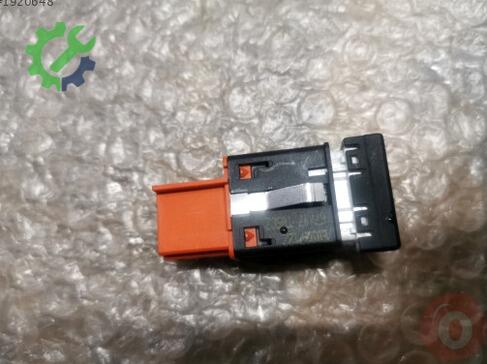 Volkswagen Transporter Kontrol Düğmeleri 7E0927122 çıkma parça
