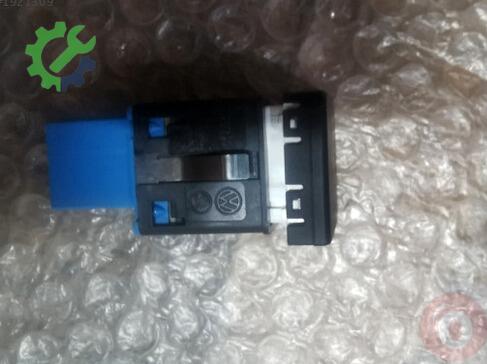 Volkswagen Transporter Flaşör Düğmesi 7E0953509 çıkma parça