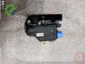 Volkswagen Transporter Orijinal Çıkma Kapı Kilidi 7E1837015A