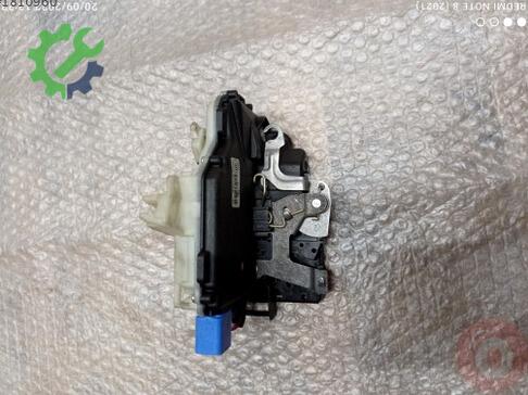 Volkswagen Transporter Kapı Kilidi 7E1837015A çıkma parça