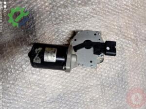 Volkswagen Amarok Silecek Motoru 7E1955113D Sökme Çıkma