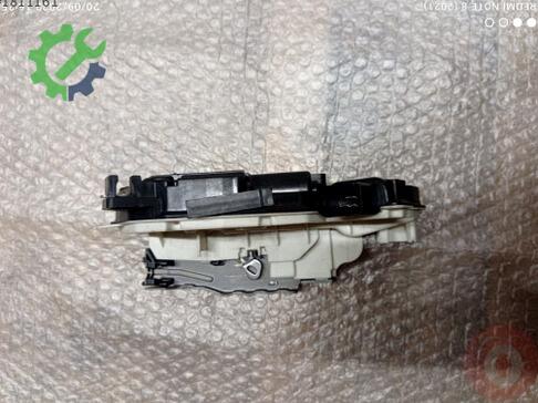 Volkswagen Transporter Kapı Kilidi 7L1837015B çıkma parça