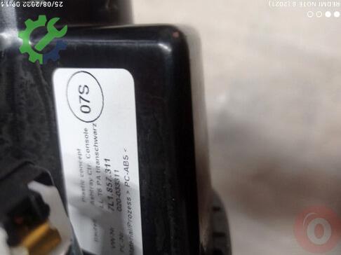Volkswagen Transporter Küllük 7L1857311 çıkma parça