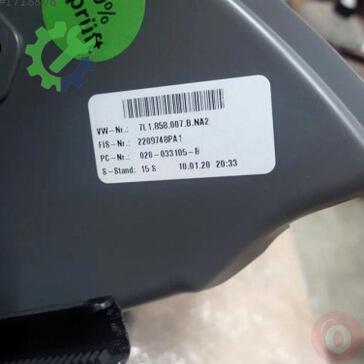 Volkswagen Transporter Torpido 7L1858007A çıkma parça