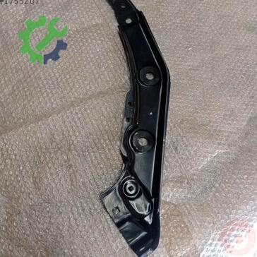 Volkswagen Sharan Radyatör 7N0805931 çıkma parça