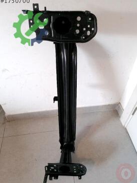 Volkswagen Touareg Tampon Demiri 7P0807109D çıkma parça