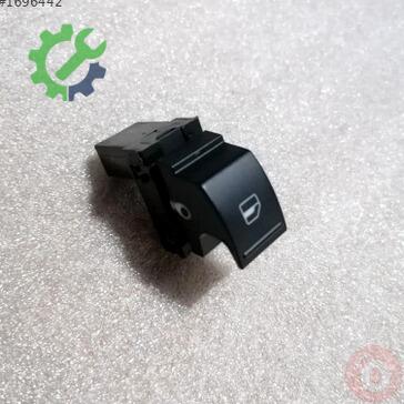 Volkswagen Touareg Cam 7P6959855 çıkma parça
