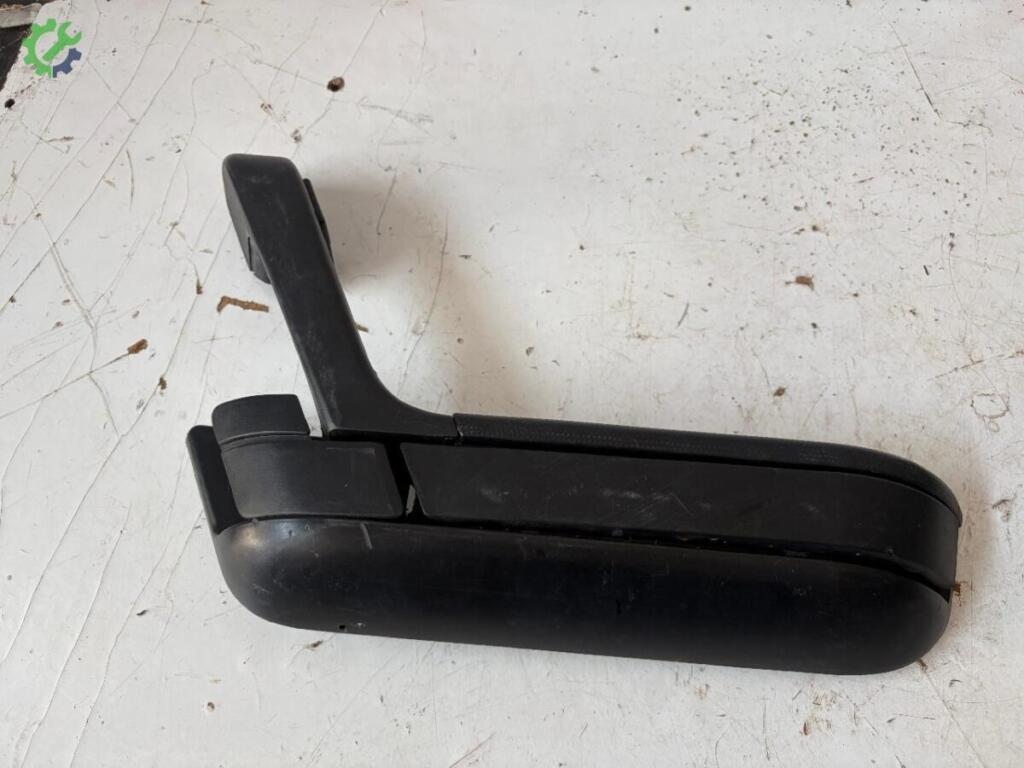 Alfa Romeo 33 Kapı Kolçağı çıkma parça