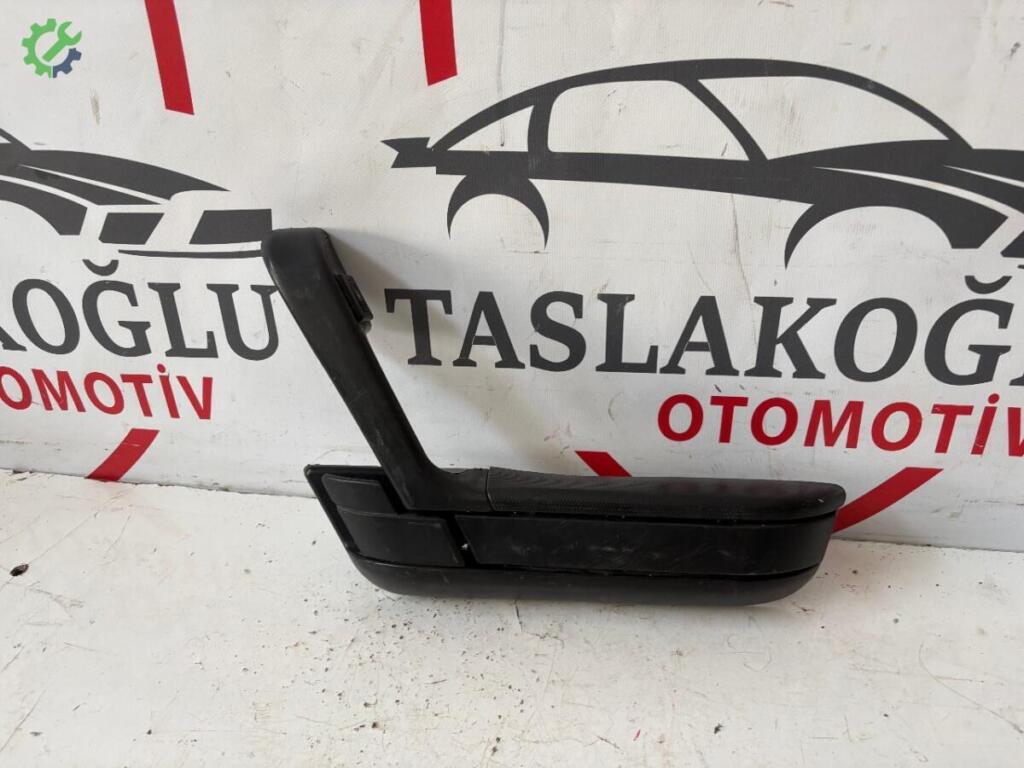 Alfa Romeo 33 Kapı Kolçağı çıkma parça
