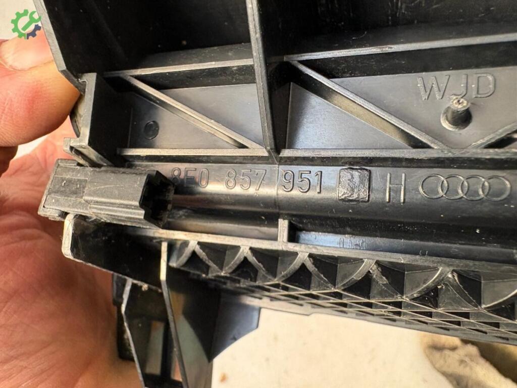 Audi A4 Küllük çıkma parça
