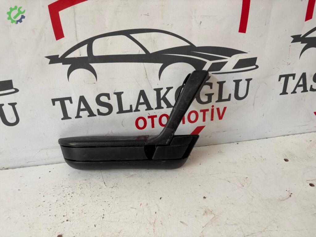 Alfa Romeo 33 Kapı Kolçağı çıkma parça