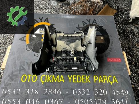 Mitsubishi L200 Flaşör Düğmesi 8002D084 çıkma parça
