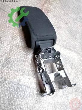 Audi Q2 Orta Konsol 81A864283B çıkma parça
