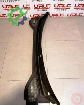 Audi Q2 Panjur 81B819403 çıkma parça
