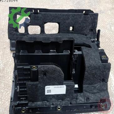 Audi Q2 Torpido 81B857035A çıkma parça