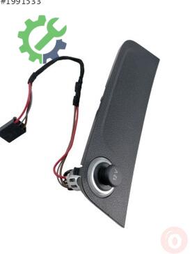 Audi Q2 Çakmaklık 81B863263 çıkma parça