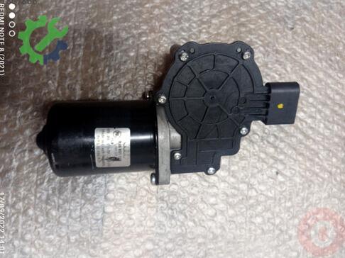 Audi Q2 Silecek Motoru 81B955023A çıkma parça