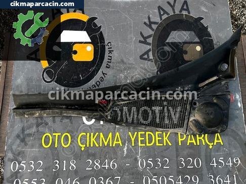 Renault Laguna Ön Cam Izgarası çıkma parça