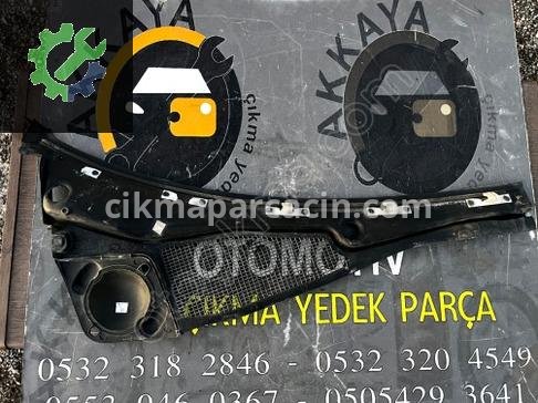 Renault Laguna Ön Cam Izgarası 8200002154 çıkma parça