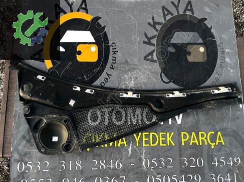 Renault Laguna Ön Cam Izgarası 8200002154 çıkma parça