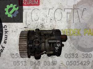 8200057225 R9042A040A RENAULT KANGOO CLİO 1.5 DCI mazot pompası