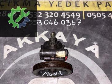 Renault Megane Direksiyon Pompası 8200100082 çıkma parça
