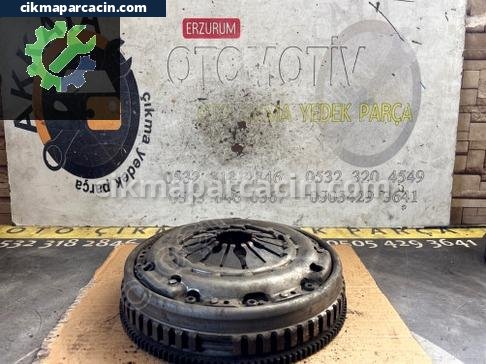 Mitsubishi Space Star Volant çıkma parça
