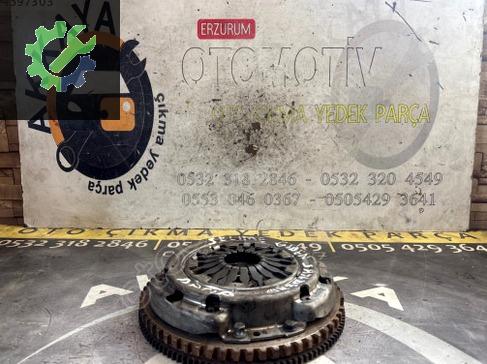 Renault Clio Volant 8200223908 çıkma parça