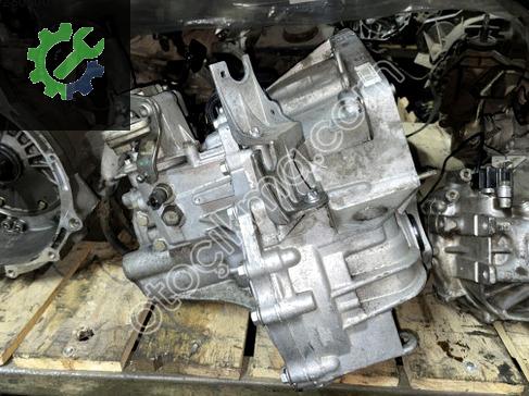Renault Megane Şanzıman Komple 8200370824 çıkma parça