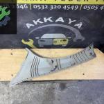 8200419433 Kangoo 3 Sağ ön Direk Kaplaması Çıkma Orjinal