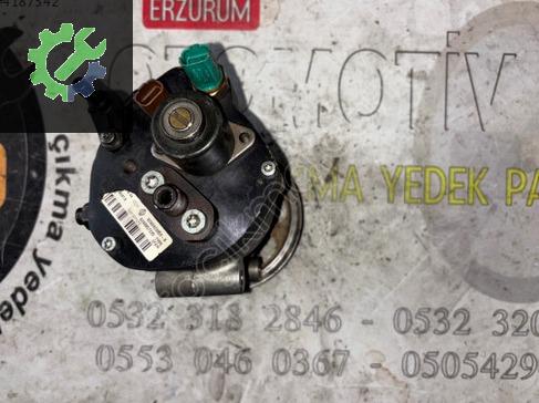 Dacia Duster Yakıt Pompası 8200423059 çıkma parça