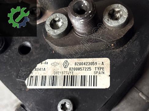 Dacia Duster Yakıt Pompası 8200423059 çıkma parça