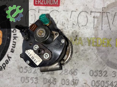 Suzuki Jimny Yakıt Pompası 8200423059 çıkma parça